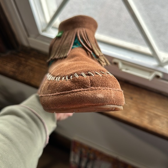 ❌SOLD❌Sanuk Moccasins - Picture 9 of 10